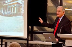 Καθηγητής του Πανεπιστήμιου της Βοστώνης για το 1922: Η Ελλάδα ξέχασε σκόπιμα την Μικρασιατική Καταστροφή