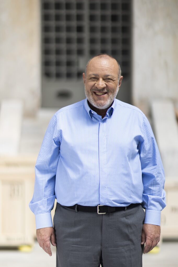 Απονομή του τίτλου «The Most Excellent Order of the British Empire» (OBE) στο Δημήτρη Δασκαλόπουλο