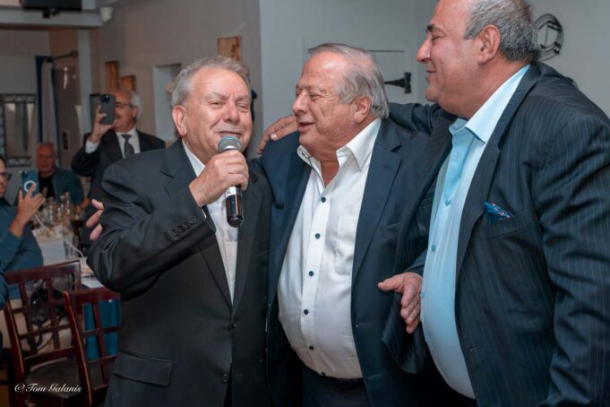 Χρυσάφι 50 χρόνων από τον Μανώλη Μητσιά στη Νέα Υόρκη