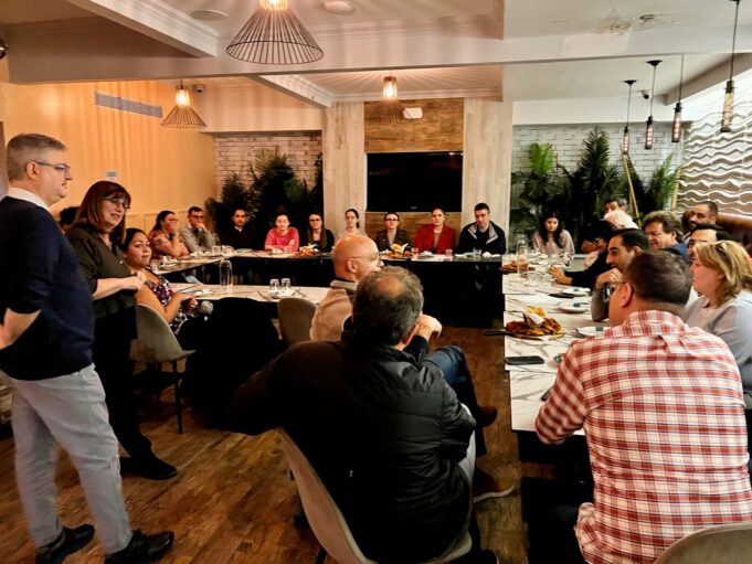 Συνάντηση αποφοίτων του Queens College με πρωτοβουλία του Κέντρου Βυζαντινών Σπουδών