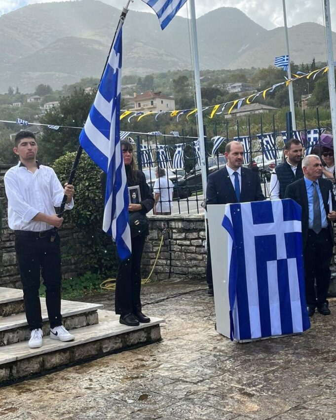 Σε Κλεισούρα και Βουλιαράτες ο Υφ. Εξωτερικών, Γιώργος Κώτσηρας