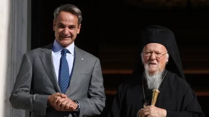 PM Mitsotakis meets with Ecumenical Patriarch Bartholomew