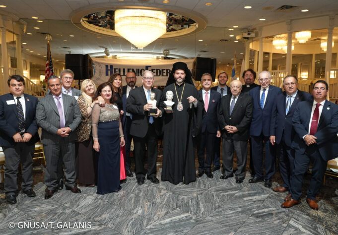 Η Ομοσπονδία Νέας Ιερσέης τίμησε τον δρα Ηλία Ηλιάδη και τον Μητροπολίτη Απόστολο