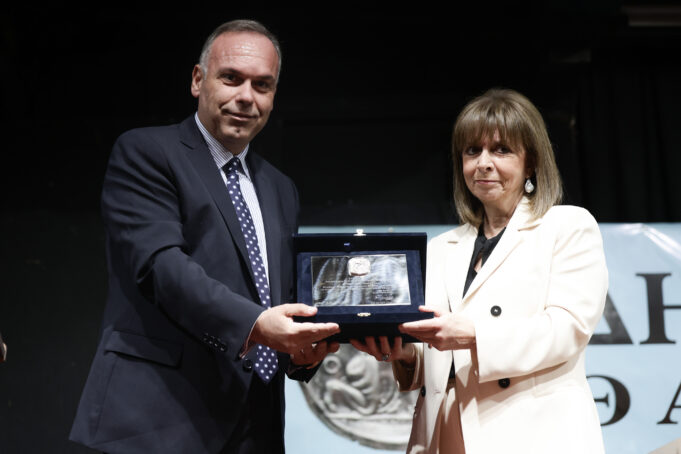 Επίτιμη δημότης Θάσου η Πρόεδρος της Δημοκρατίας Κατερίνα Σακελλαροπούλου