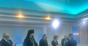 Το Ταμείο Αρωγής Κυπριοπαίδων βράβευσε το ζεύγος Ανδρέα και Shirley Κραμβή