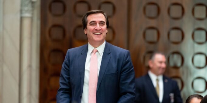 Gianaris Announces “Keep Police Radio Public Act” To Preserve Media, Public Access