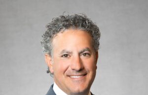 Leadership 100 Elects New Officers