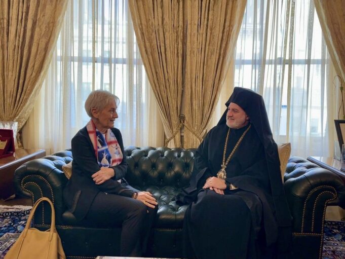 Ο Αρχιεπίσκοπος Αμερικής υποδέχθηκε την Πρέσβη της Ελλάδος στις ΗΠΑ Αικατερίνη Νασσίκα