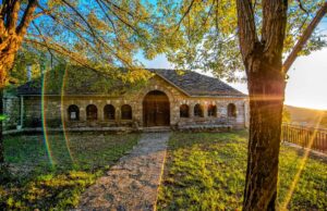 Σκλίβανη, το χωριό της Ηπείρου που αποκαλύπτει Ιστορία και Πολιτισμό