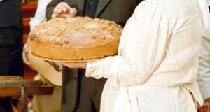 Η βασιλόπιτα «πρωταθλήτρια» στο τραπέζι της Πρωτοχρονιάς – Πάνω από 400 τόνοι θα πουληθούν στην πόλη