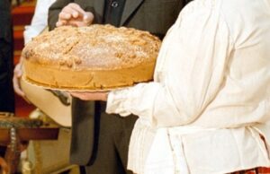 Η βασιλόπιτα «πρωταθλήτρια» στο τραπέζι της Πρωτοχρονιάς – Πάνω από 400 τόνοι θα πουληθούν στην πόλη