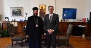 Συνάντηση του ΥΜΑ-Θ με τον Μητροπολίτη Μπουένος Άιρες και Νοτίου Αμερικής