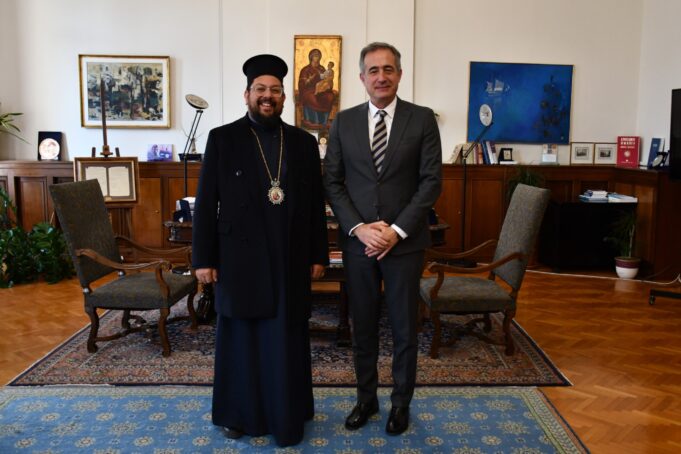 Συνάντηση του ΥΜΑ-Θ με τον Μητροπολίτη Μπουένος Άιρες και Νοτίου Αμερικής