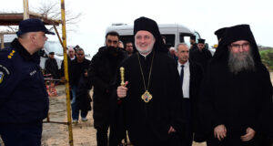 Ο Aρχιεπίσκοπος Ελπιδοφόρος στη Mονή Φιλοθέου