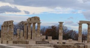 Τα εμβληματικά έργα αναστήλωσης σε Αιγές και Φιλίππους ενισχύουν τον πολιτιστικό τουρισμό στη Β. Ελλάδα