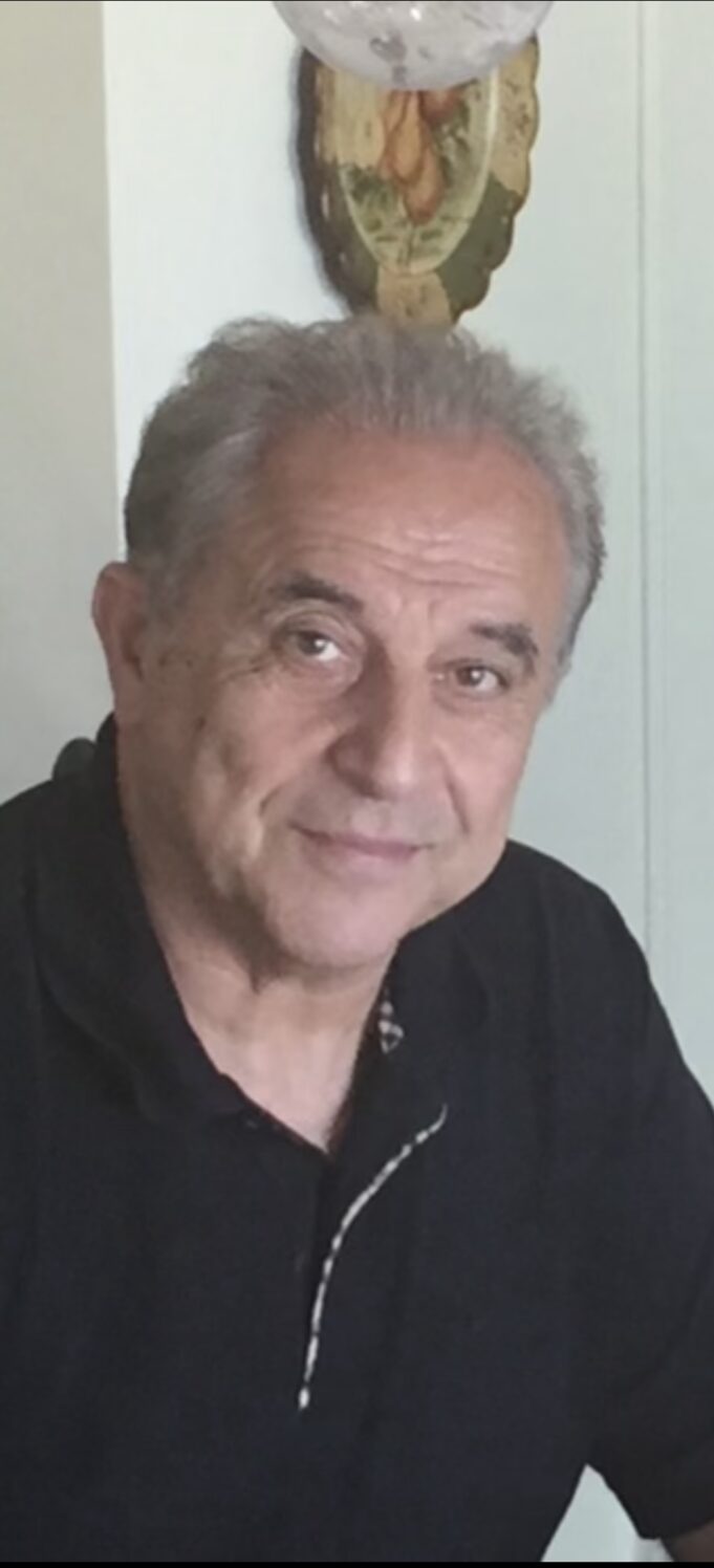 Ψήφισμα της Επιτροπής Παρέλασης για τον Στέλιο Στρουμπάκη