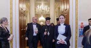 Archbishop Nikitas Attends Historic Dinner at Mansion House