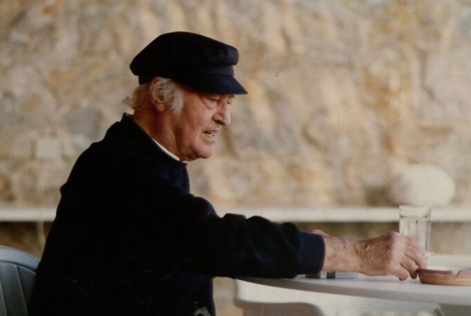 21 Μαρτίου, Παγκόσμια Ημέρα Ποίησης – Οδυσσέας Ελύτης: «Την άνοιξη αν δεν την βρεις την φτιάχνεις»