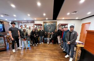 Φοιτητές του Queens College επισκέφθηκαν το Ηπειρώτικο Μουσείο στην Αστόρια