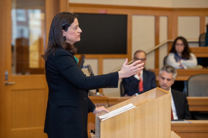 Ομιλίες Κεραμέως σε Harvard και Tufts