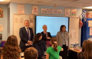 Meng Welcomes Greece’s New Ambassador to the US to Queens, NY