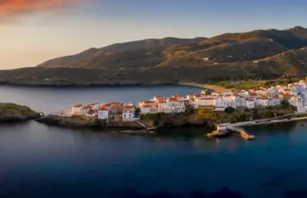 H Άνδρος ανάμεσα στους πιο αυθεντικούς προορισμούς της Ευρώπης