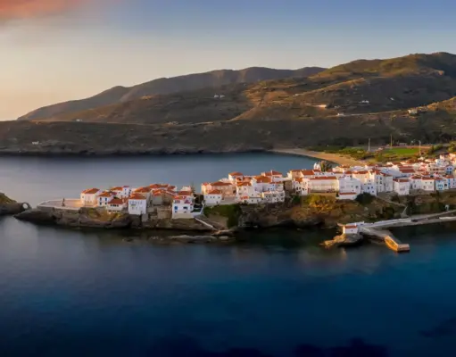 Η Άνδρος στην κορυφή των προτάσεων για αυθεντικές αποδράσεις στην Ελλάδα