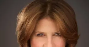 Greek-American comedian Carie Karavas to perform a comedy show at Burgerology in Midtown Manhattan