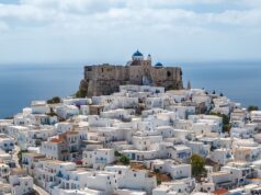 The Sun: Η Αστυπάλαια στους κορυφαίους αυθεντικούς προορισμούς της Ευρώπης
