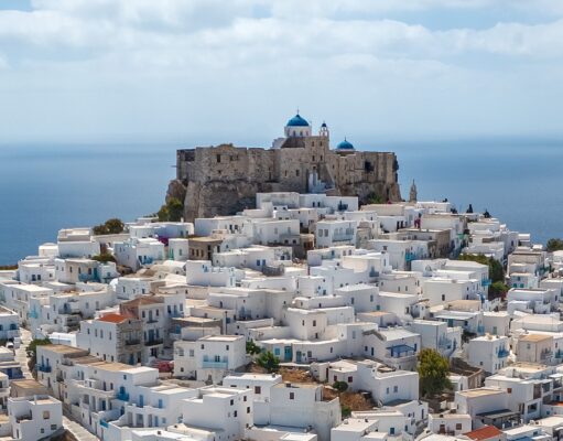 The Sun: Η Αστυπάλαια στους κορυφαίους αυθεντικούς προορισμούς της Ευρώπης