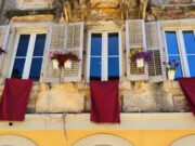 Τα πορφυρά “δαμάσκο” της Κέρκυρας, σύμβολα βαθιάς θρησκευτικότητας