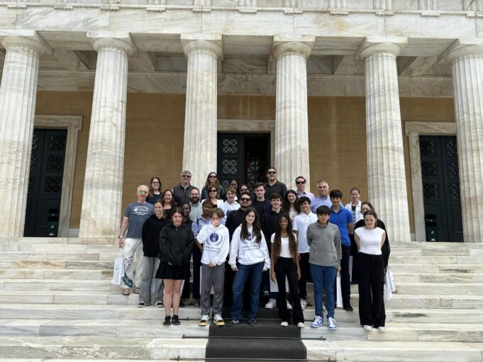 Επίσκεψη μαθητών του Σχολείου «Αργύριος Φάντης» στη Βουλή των Ελλήνων