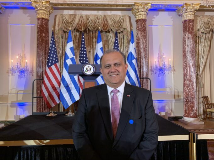 TO ΑΗΙ υποστήριξε στο Κογκρέσο την ανάγκη ισχυρής αμυντικής βοήθειας προς Ελλάδα και Κύπρο