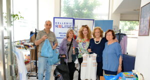 Διανομή τροφίμων Ιδρύματος Ελληνικής Συμπαράστασης στην Αθήνα
