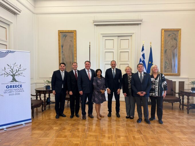 FM Gerapetritis meets with bipartisan delegation from the US House of Representatives