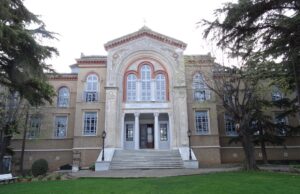 Συνεχίζονται τα δημοσιεύματα για το ενδεχόμενο επαναλειτουργίας της Θεολογικής Σχολής της Χάλκης