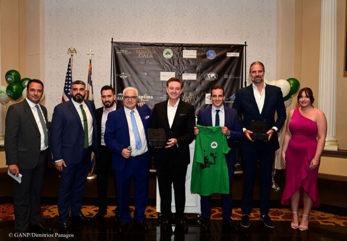 Η PanathaUSA τίμησε τον Ρικ Πιτίνο και τον Φραγκίσκο Αλβέρτη