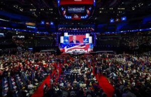 Ο γερουσιαστής Τζ.Ντ.Βανς επελέγη για Aντιπρόεδρος του Ντόναλντ Τραμπ