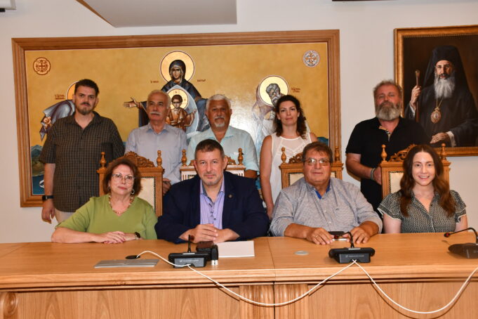 Ο Νίκος Καστρινάκης, νέος πρόεδρος του Παγκοσμίου Συμβουλίου Κρητών