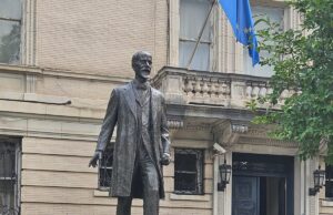 Ολοκληρώθηκε η αποκατάσταση του αγάλματος του Βενιζέλου στην Ουάσιγκτον