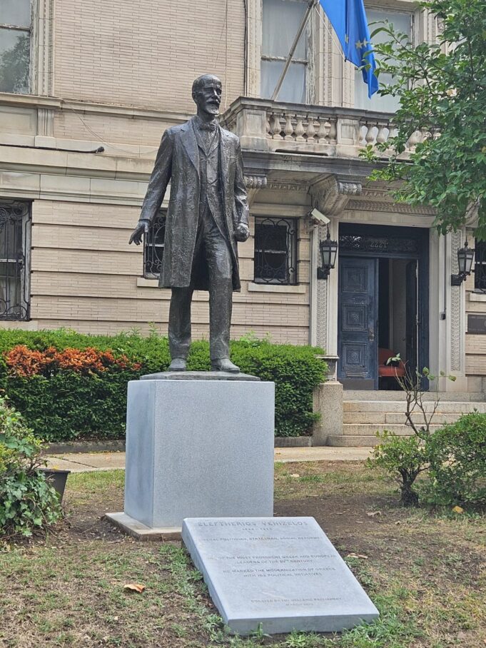 Ολοκληρώθηκε η αποκατάσταση του αγάλματος του Βενιζέλου στην Ουάσιγκτον