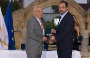 Η Κύπρος τίμησε τον πρόεδρο του Συλλόγου Ασγατιτών Αμερικής, Πίτερ Λούκα