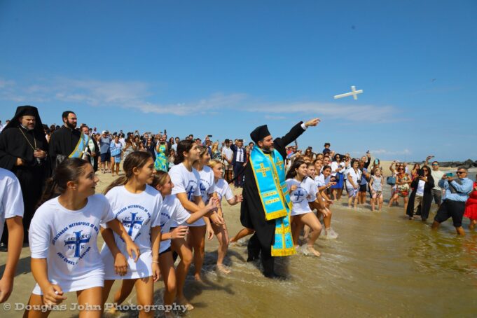 Metropolis of New Jersey Holds Annual Holy Cross Celebration