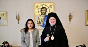 Στον Αρχιεπίσκοπο Ελπιδοφόρο η νέα Γενική Πρόξενος της Ελλάδας στη Νέα Υόρκη