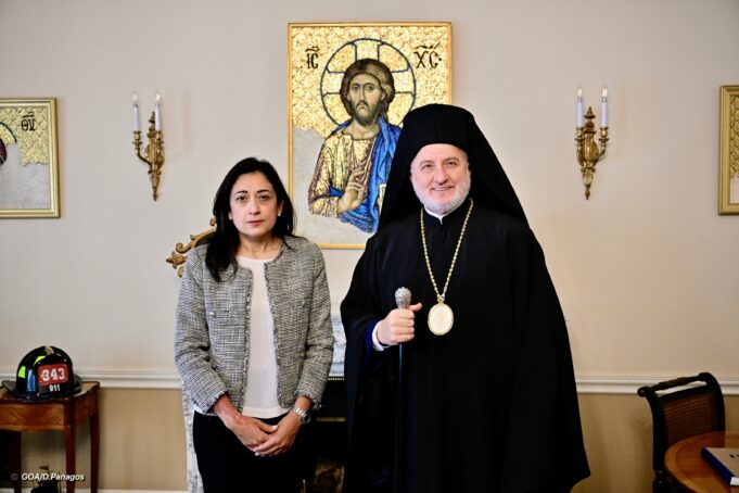 Στον Αρχιεπίσκοπο Ελπιδοφόρο η νέα Γενική Πρόξενος της Ελλάδας στη Νέα Υόρκη