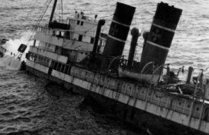 Φωτογραφίες από το ναυάγιο του ατμόπλοιου Αδρίας