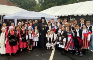 Metropolitan Apostolos Visits St. George’s Taste of Greece Festival