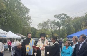 Metropolitan Apostolos Blesses Holy Trinity, Westfield Greek Festival