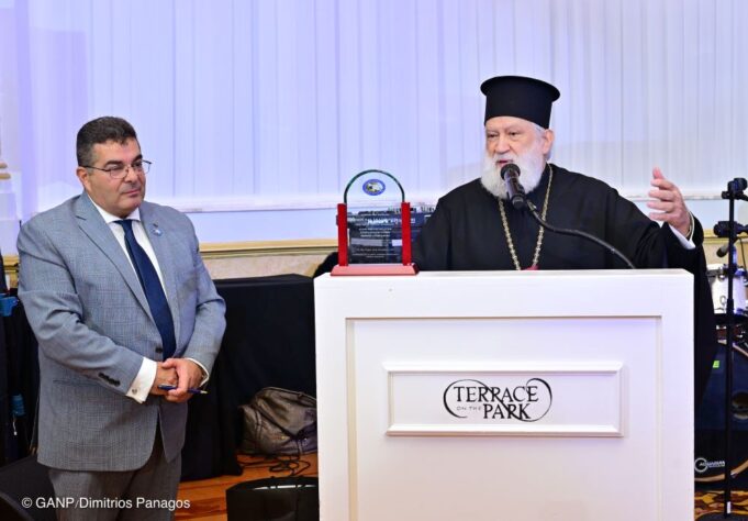 Οι Αμοργιανοί τίμησαν τον π. Θωμά Συνοδινό