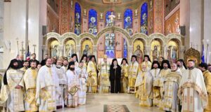 Ευχήθηκαν στον Αρχιεπίσκοπο Ελπιδοφόρο